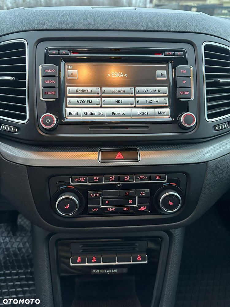 Volkswagen Sharan 2.0 TDI BlueMotion Technology Comfortline - 23