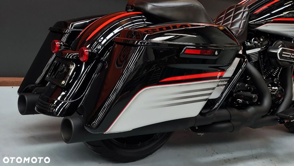 Harley-Davidson Touring Street Glide - 8