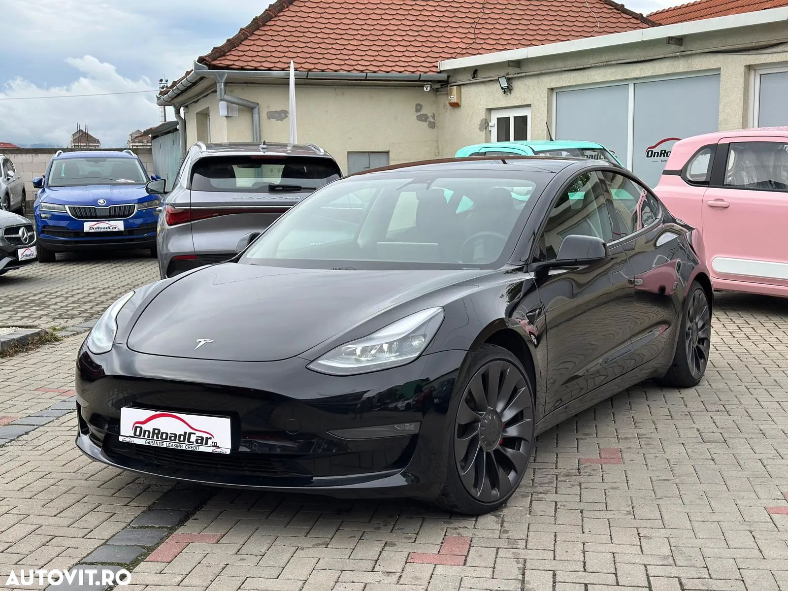 Tesla Model 3 Langstreckenbatterie Allradantrieb Dual Motor Performance - 1
