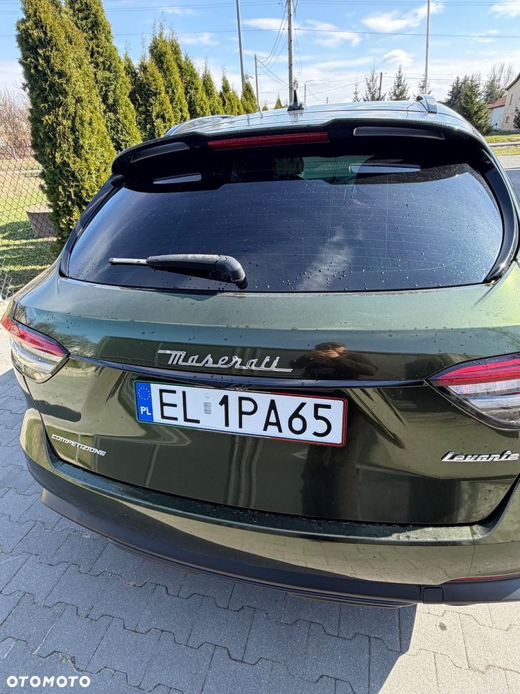 Maserati Levante Modena - 13