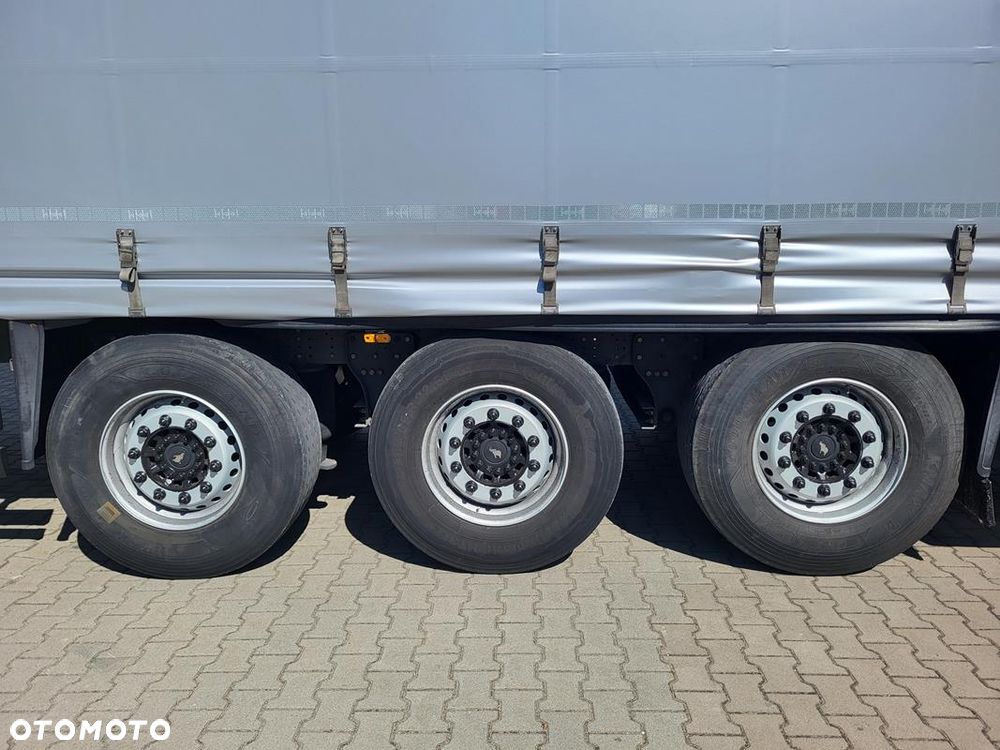 Schmitz Cargobull SCB S3T - 7
