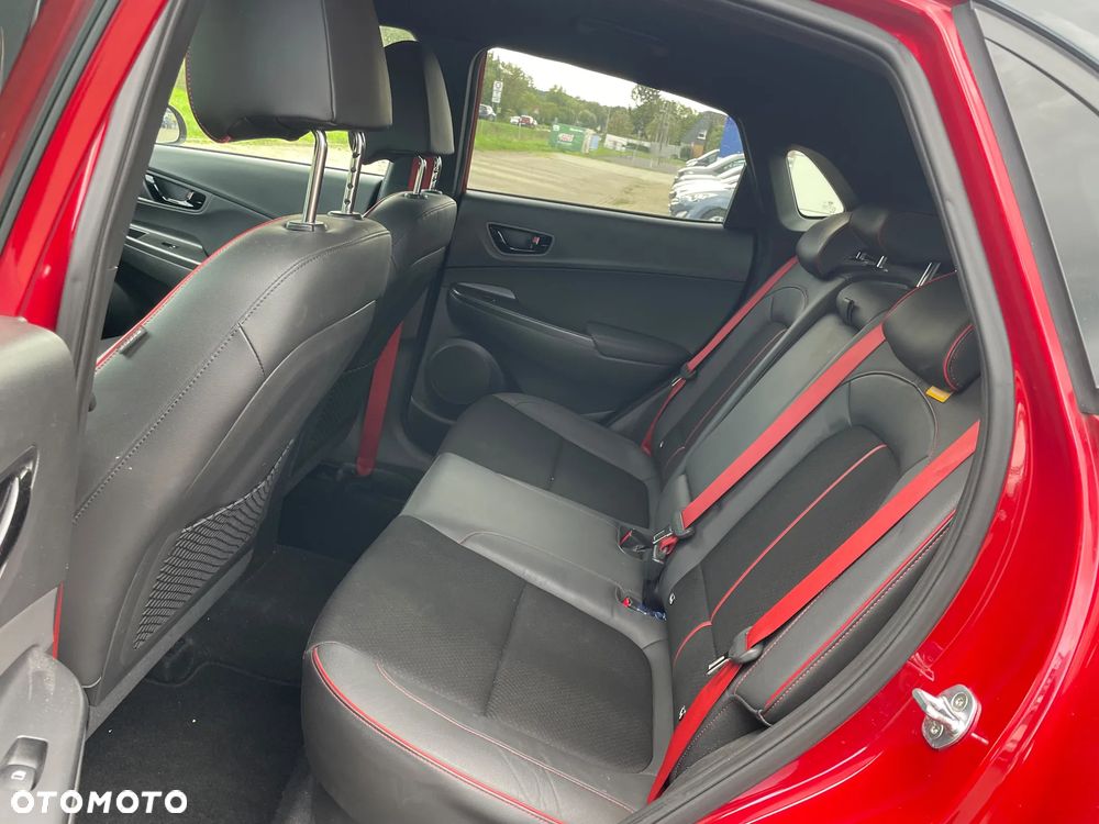 Hyundai Kona - 8