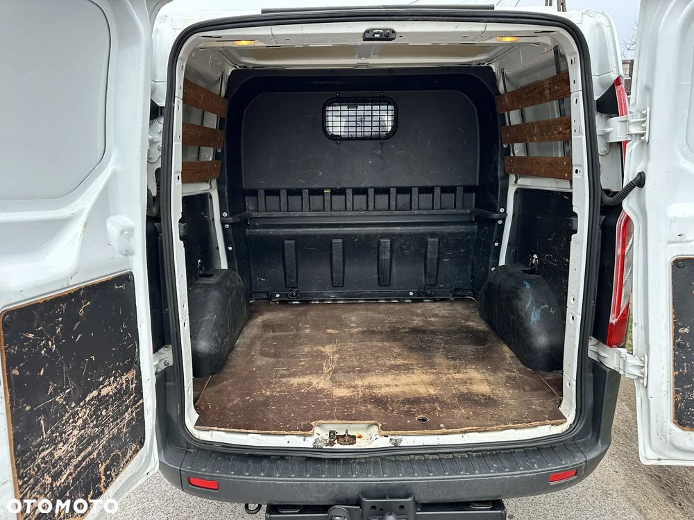 Ford Transit Custom - 8