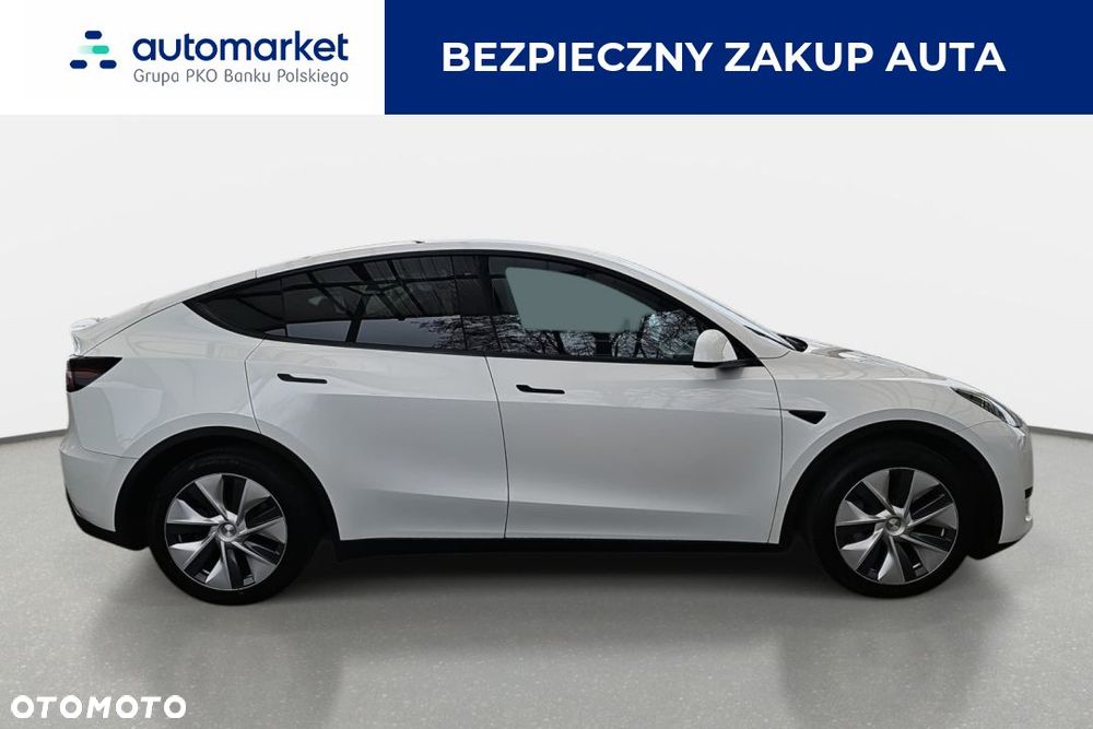 Tesla Model Y RWD - 8