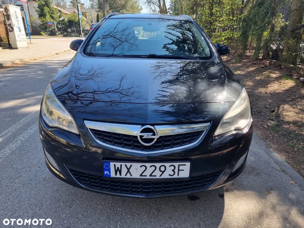 Opel Astra 1.7 CDTI Cosmo - 10