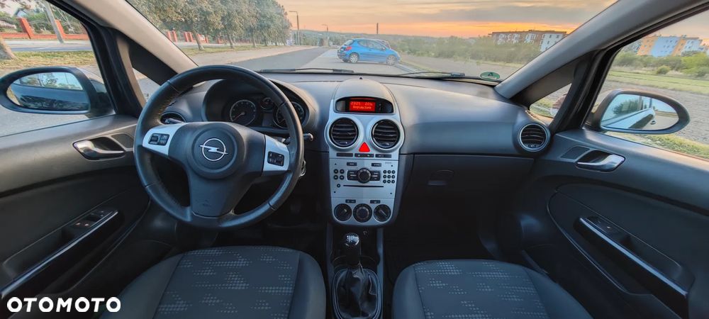 Opel Corsa - 7