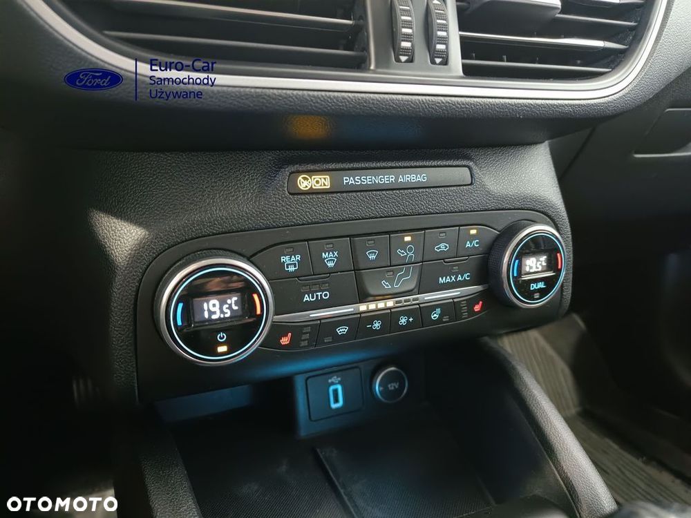 Ford Focus 1.0 EcoBoost Start-Stopp-System TREND - 22