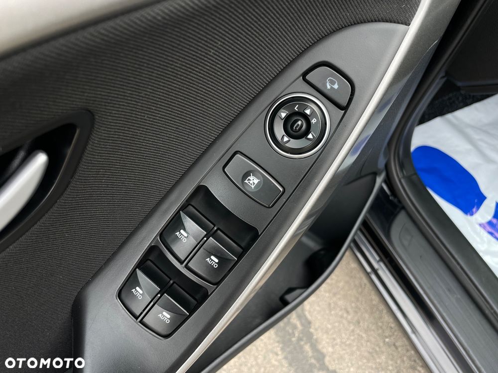 Hyundai i30 1.6 CRDi Premium - 9