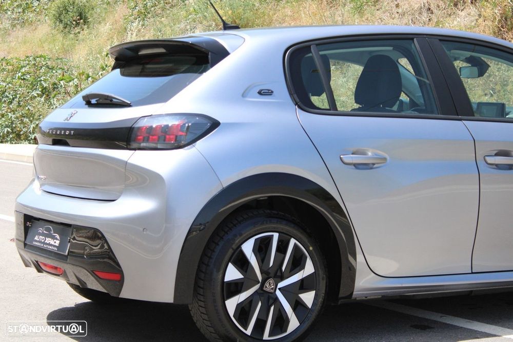 Peugeot e-208 50 kWh Allure - 14