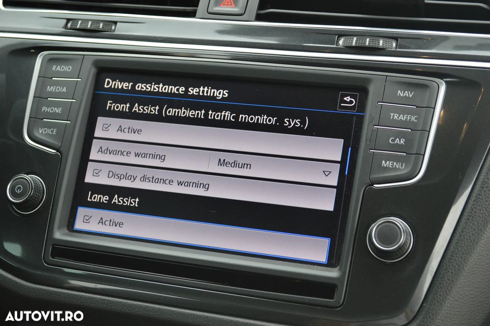 Volkswagen Tiguan 2.0 TDI 4Mot DSG Comfortline - 25
