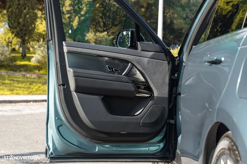 Land Rover Range Rover Sport - 11