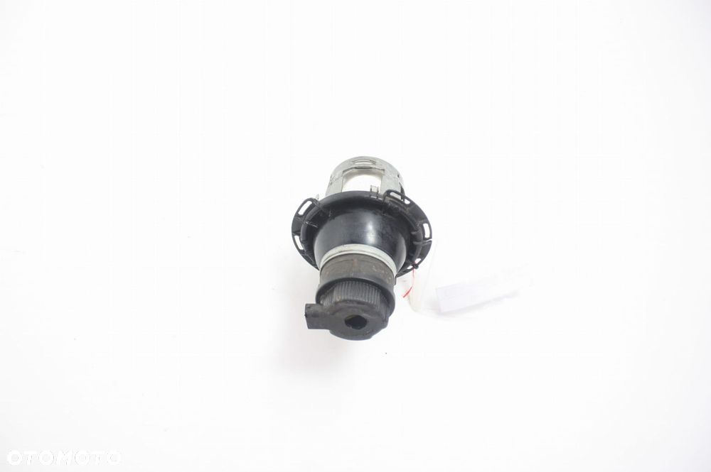 REFLEKTOR LAMPA PRZEDNIA BMW 325 E30 - 2