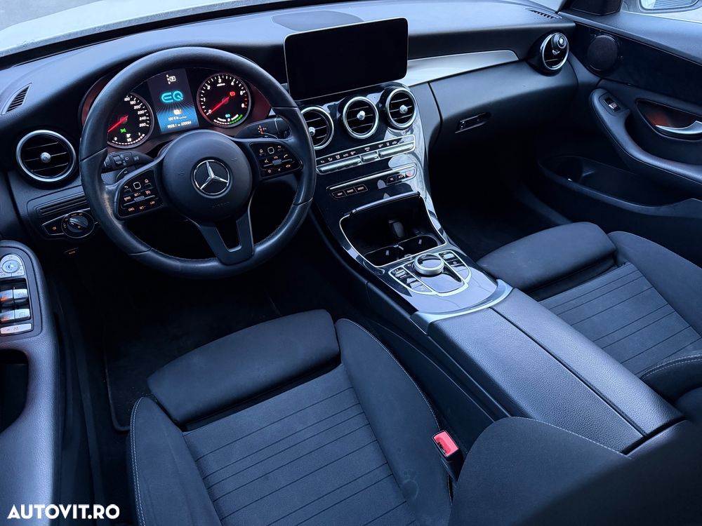 Mercedes-Benz C ver-300-phev - 5