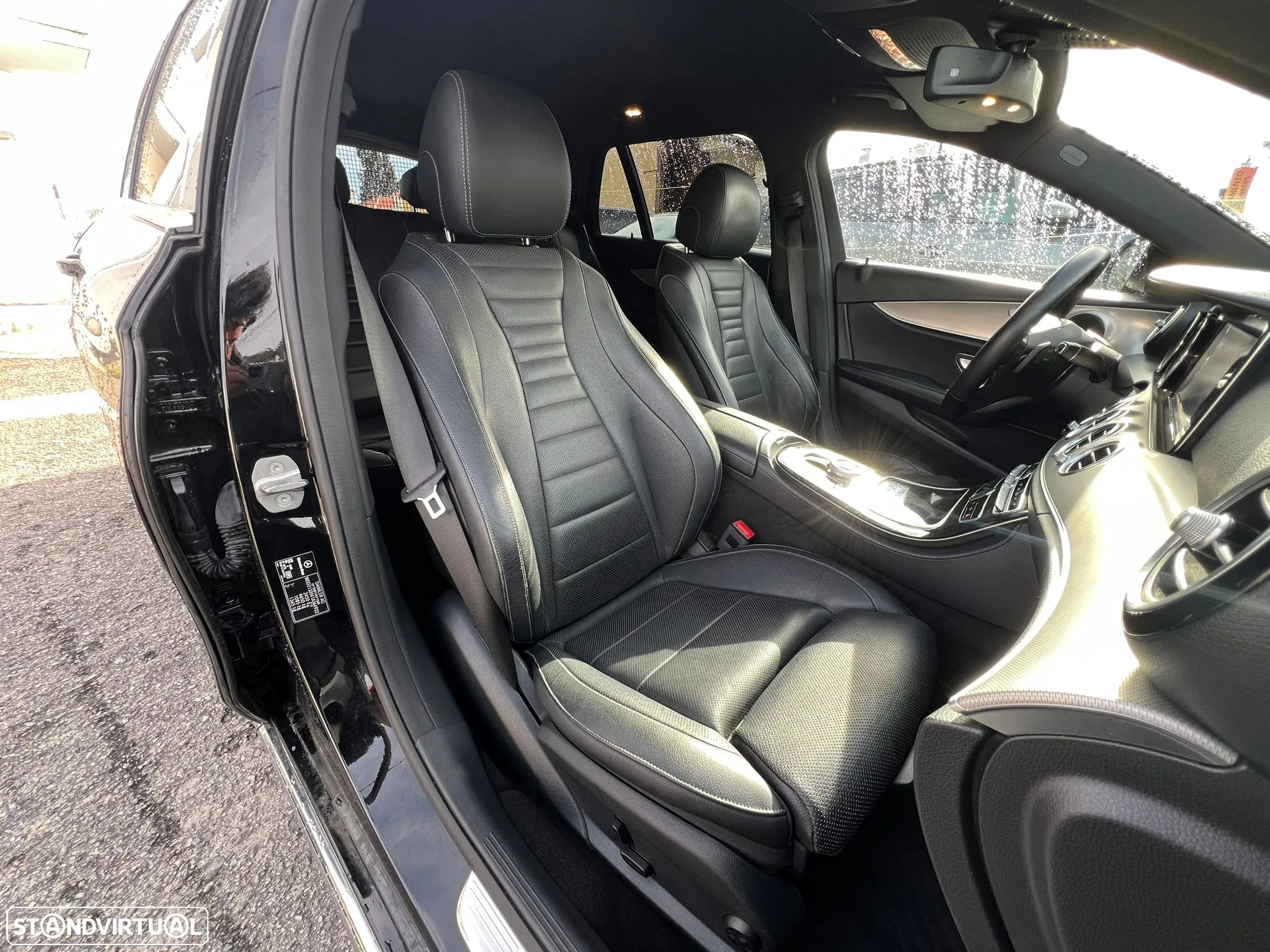 Mercedes-Benz E 220 d Avantgarde+ - 17