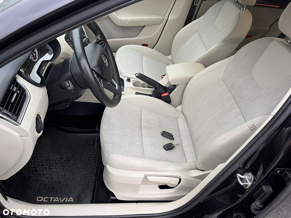 Skoda Octavia - 19