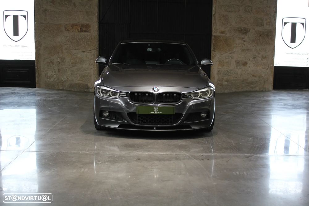 BMW 330 e iPerformance Pack M - 2