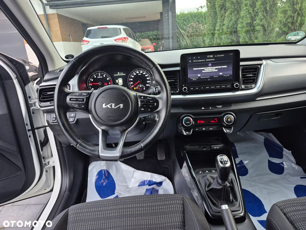 Kia Stonic - 30