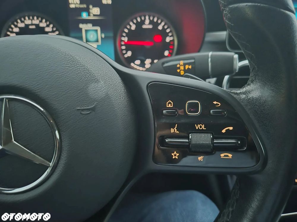 Mercedes-Benz Klasa C 180 d 9G-TRONIC - 20