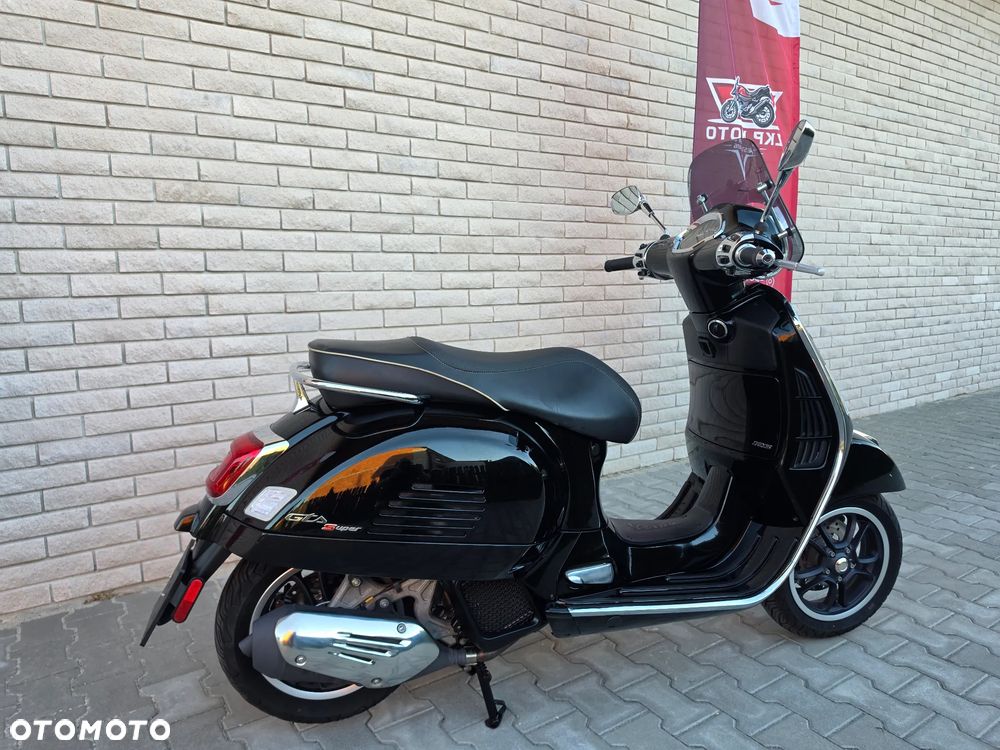 Vespa GTS - 4