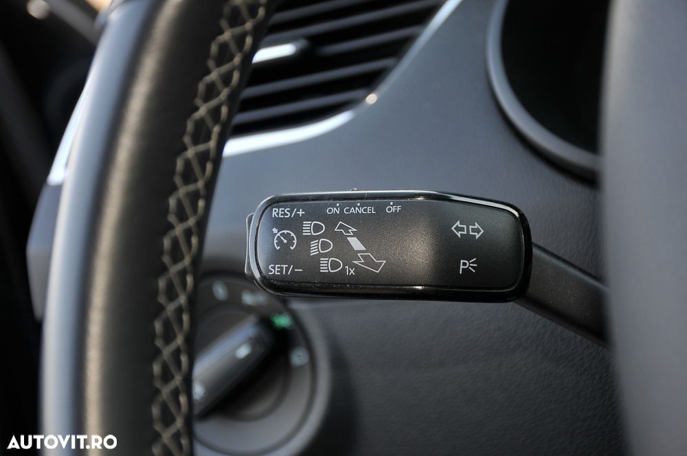 Skoda Octavia 2.0 TDI RS DSG - 18