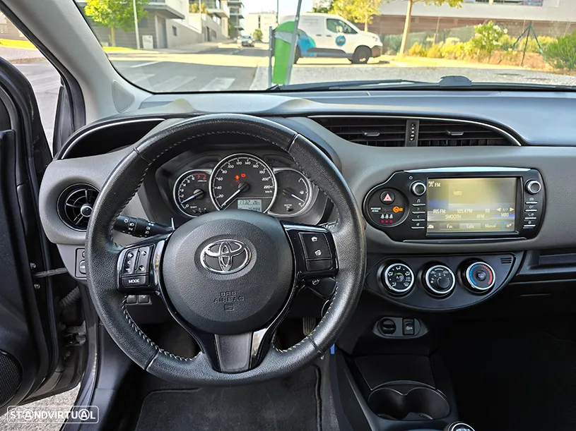 Toyota Yaris 1.0 VVT-i Comfort +PS Style +P.Techno - 13