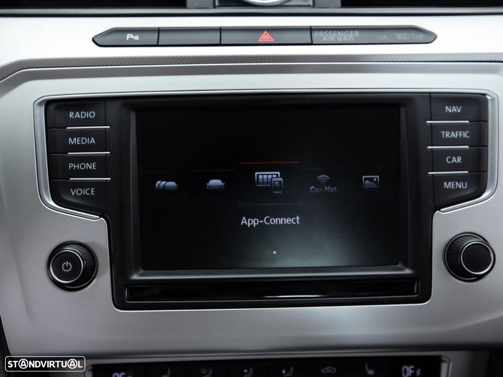 VW Passat - 26