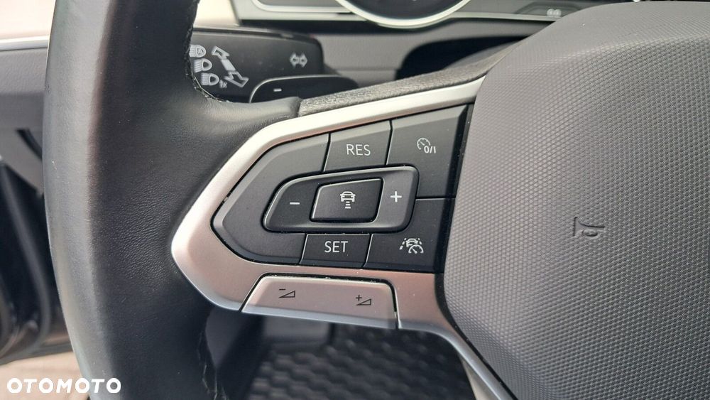 Volkswagen Passat 2.0 TDI EVO Elegance DSG - 16