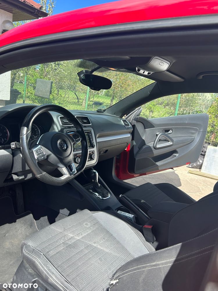 Volkswagen Scirocco ver-2-0-tsi-dsg - 9