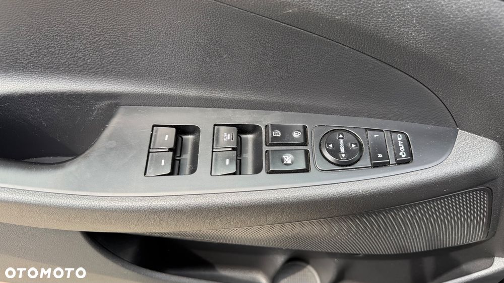Hyundai Tucson 1.7 CRDI BlueDrive Style 2WD - 14