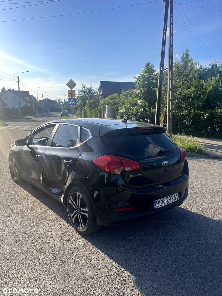Kia Ceed - 3