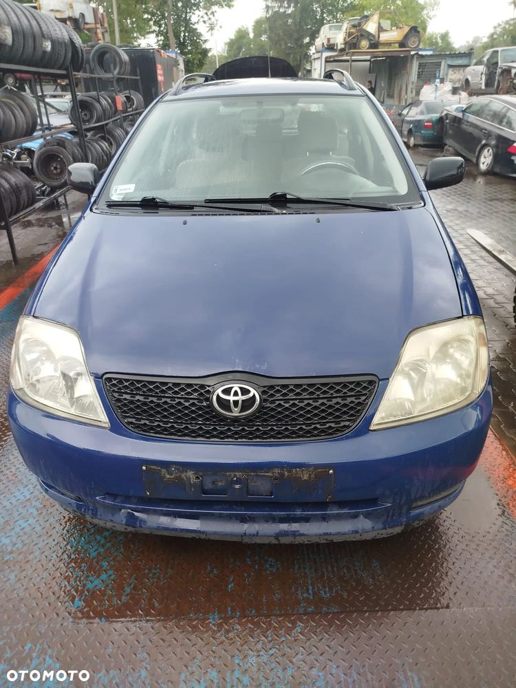 Toyota Corolla na części. - 1