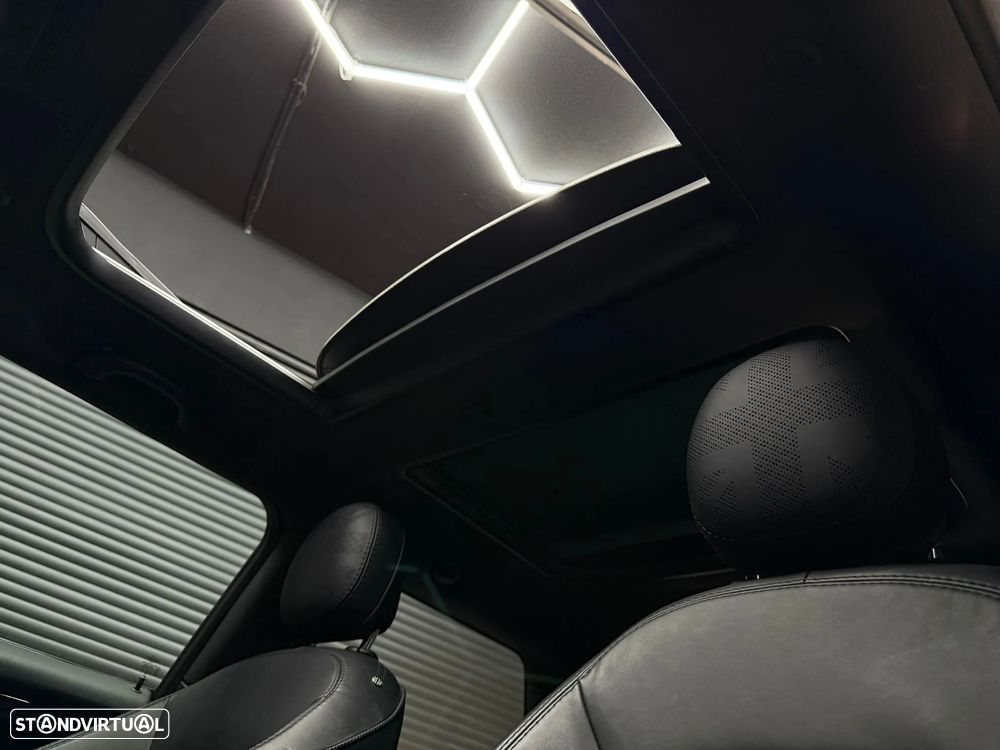 MINI 3 Portas Cooper SE Yours - 23