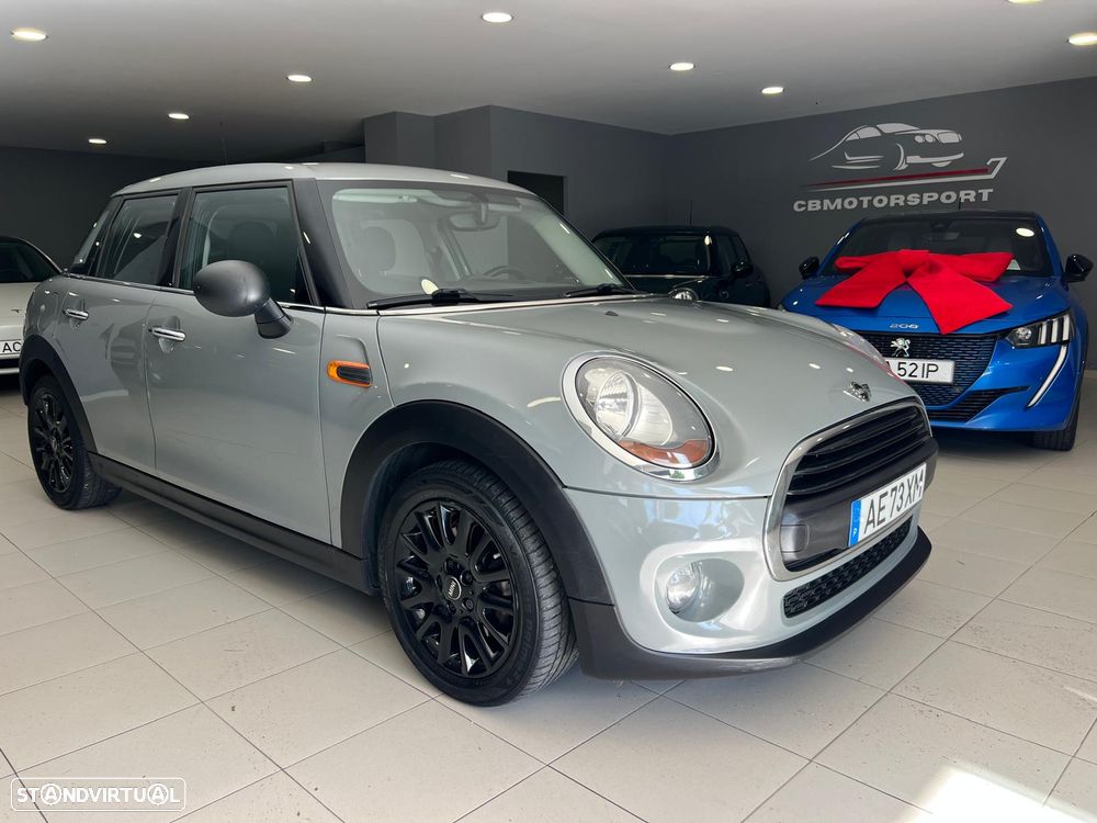 MINI 5 Portas One D - 10