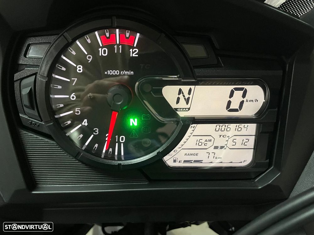 Suzuki DL V-STROM 650 - 2