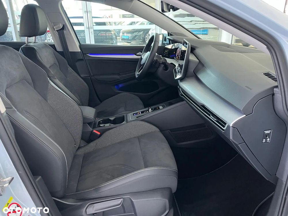 Volkswagen Golf - 18