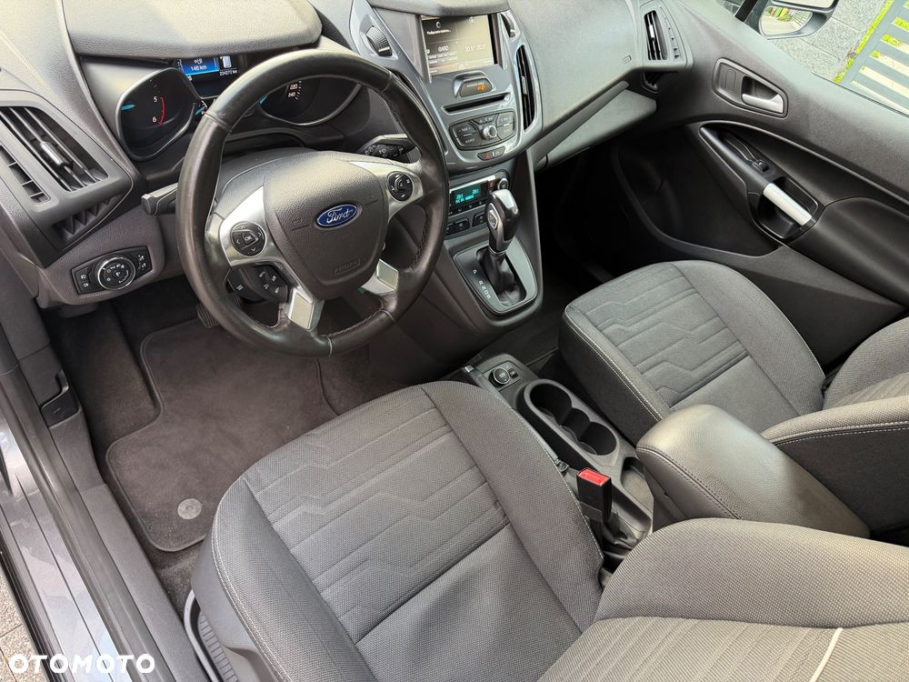 Ford Tourneo Connect Grand - 23