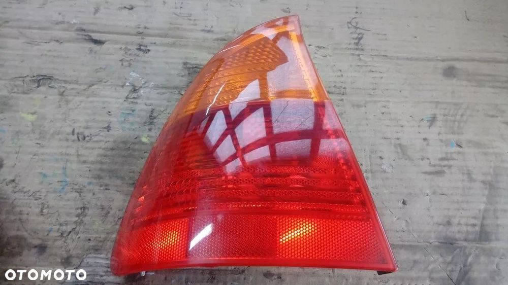 LAMPA TYŁ LEWA PRAWA BMW E46 KOMBI 6905628 627 - 2
