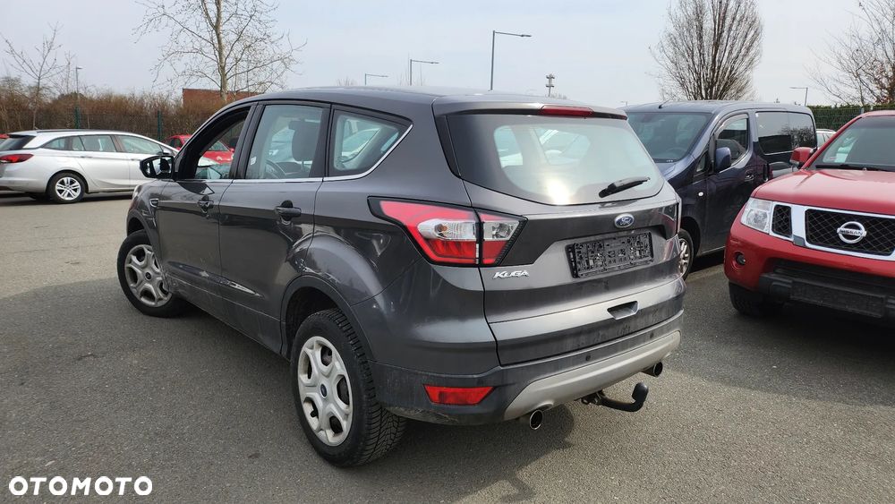 Ford Kuga - 35