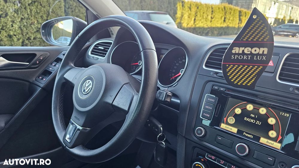 Volkswagen Golf 1.4 TSI DSG Team - 12