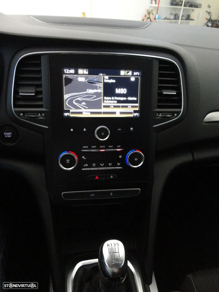 Renault Mégane Sport Tourer ENERGY dCi 130 INTENS - 22