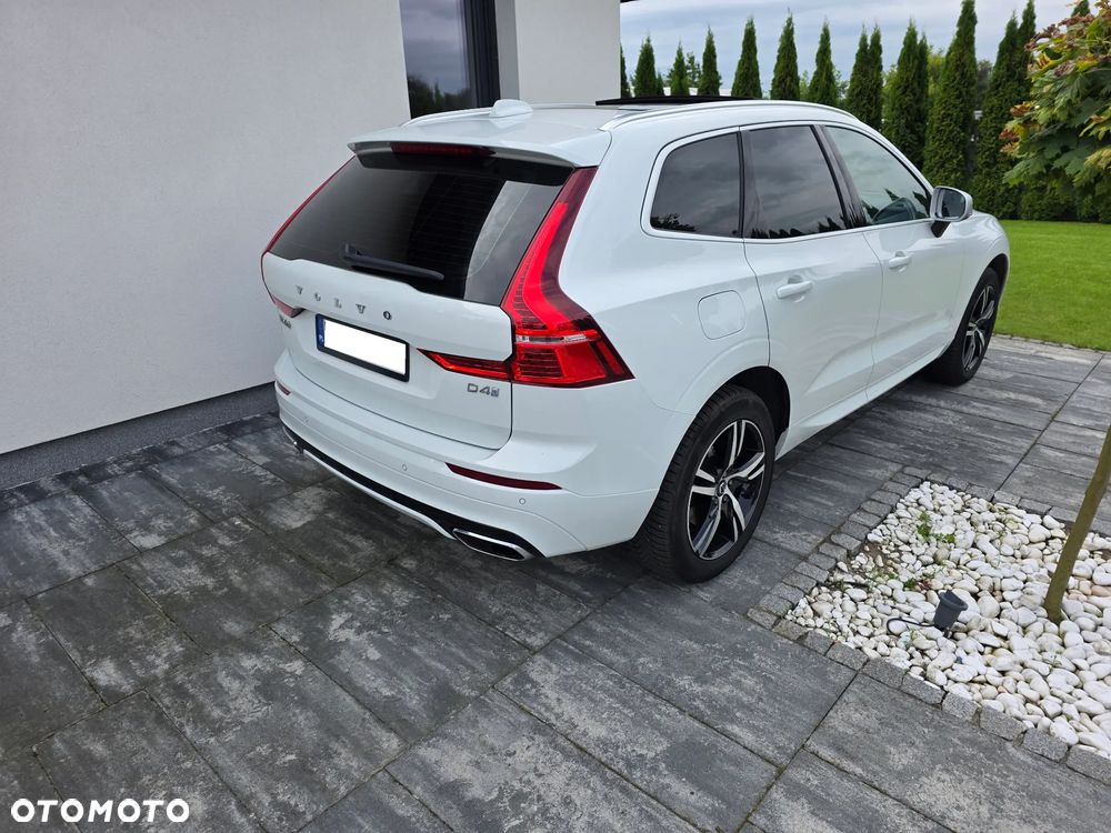 Volvo XC 60 D4 SCR R-Design - 4