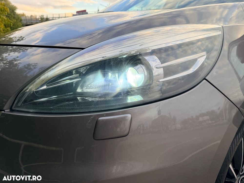 Renault Grand Scenic dCi 110 EDC Bose Edition - 9