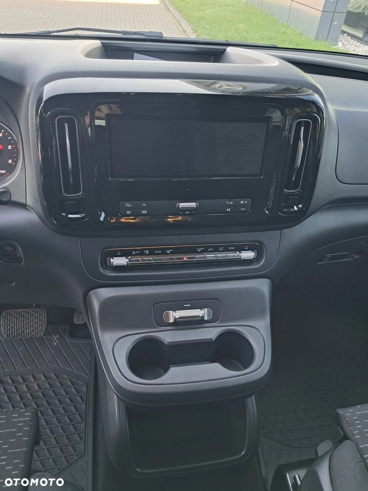 Mercedes-Benz Vito - 20