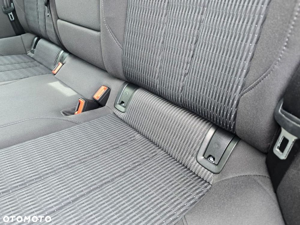 Audi A4 Limousine - 27