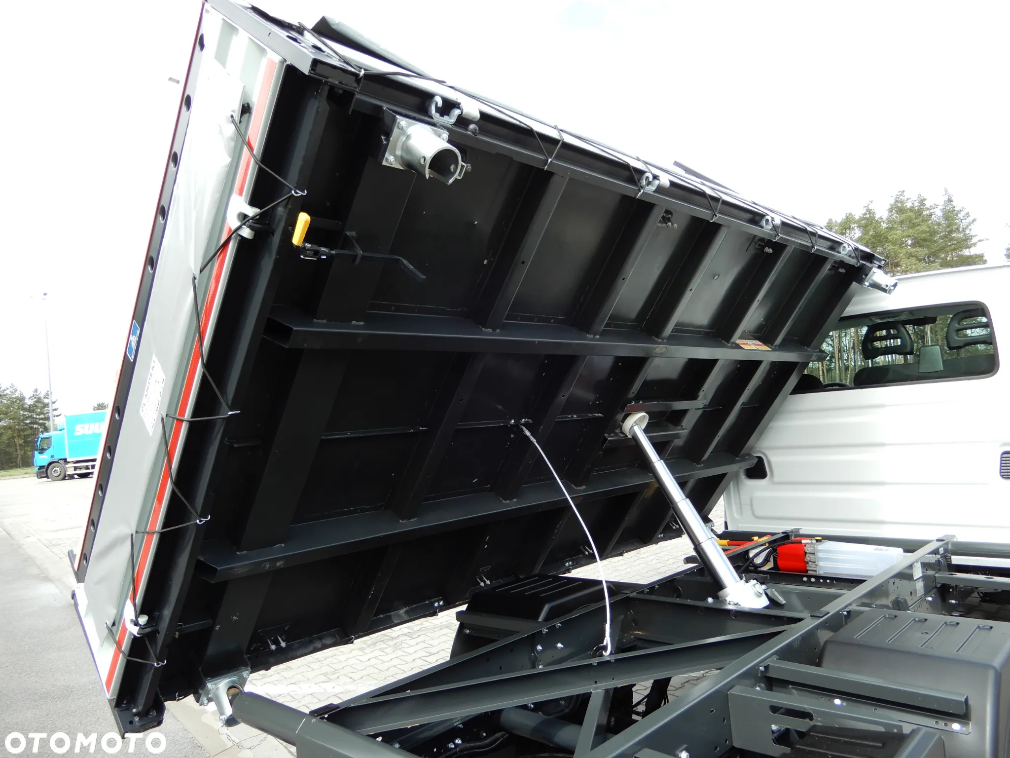 Iveco DAILY 50C18 Wywrotka Kiper Wywrot x 3 Renomowanej Firmy SCATTOLINI 3.62 CM HAK 3500 Kg 30 Tys Km Przeb Stan Jak Nowy OKAZJA - 24
