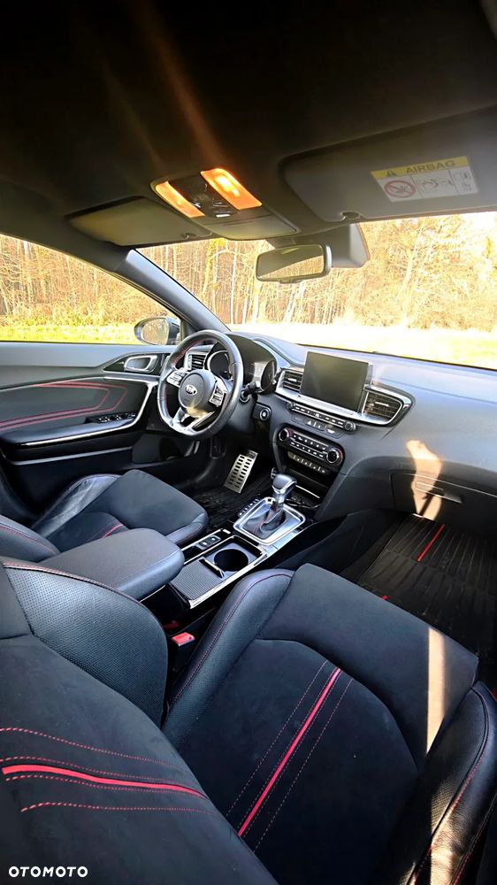 Kia ProCeed 1.6 T-GDI DCT7 OPF GT - 23