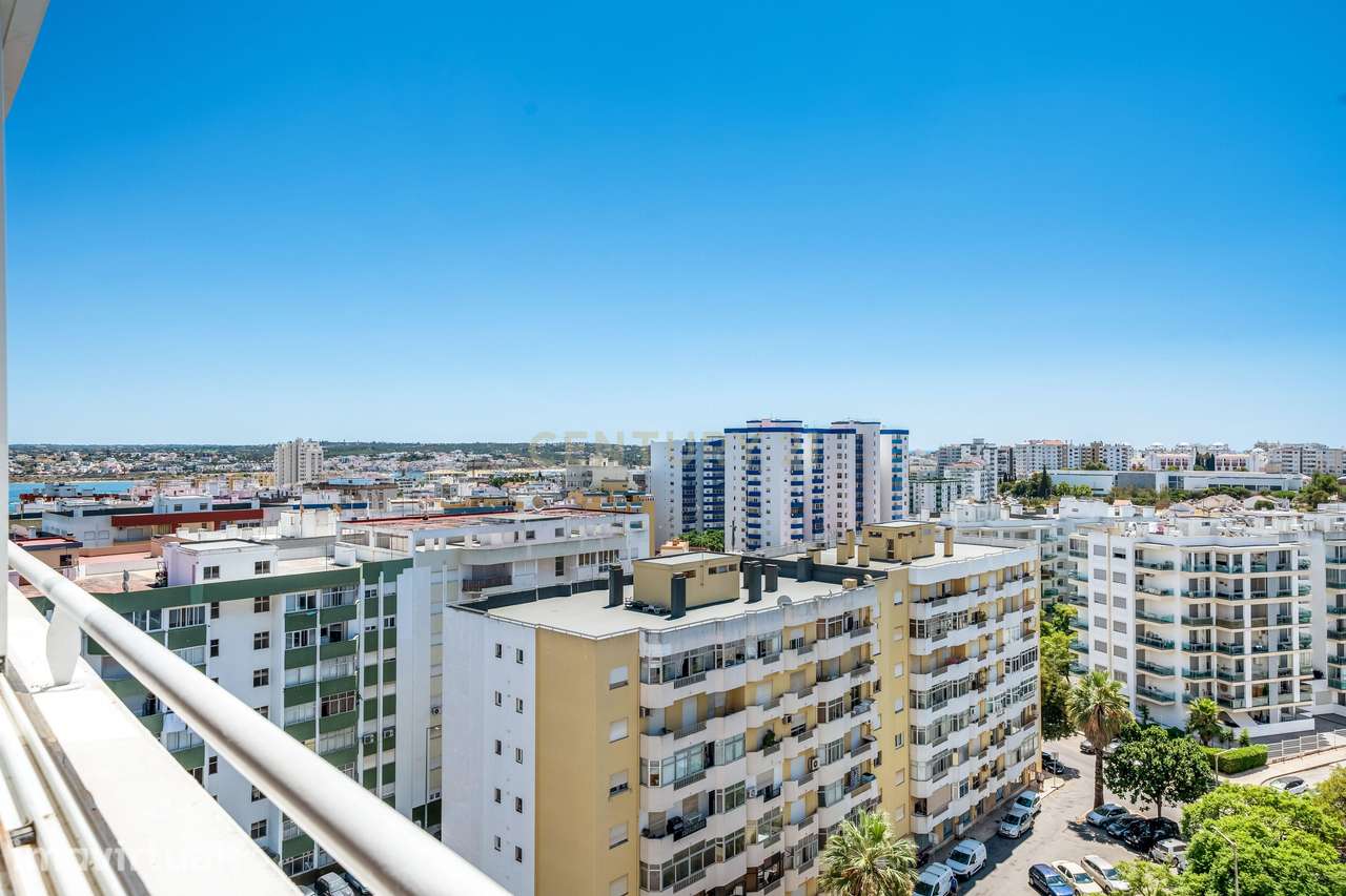 Apartamento T3 no Centro de Portimão | Varanda, Vistas Desafogadas e E - Grande imagem: 4/32