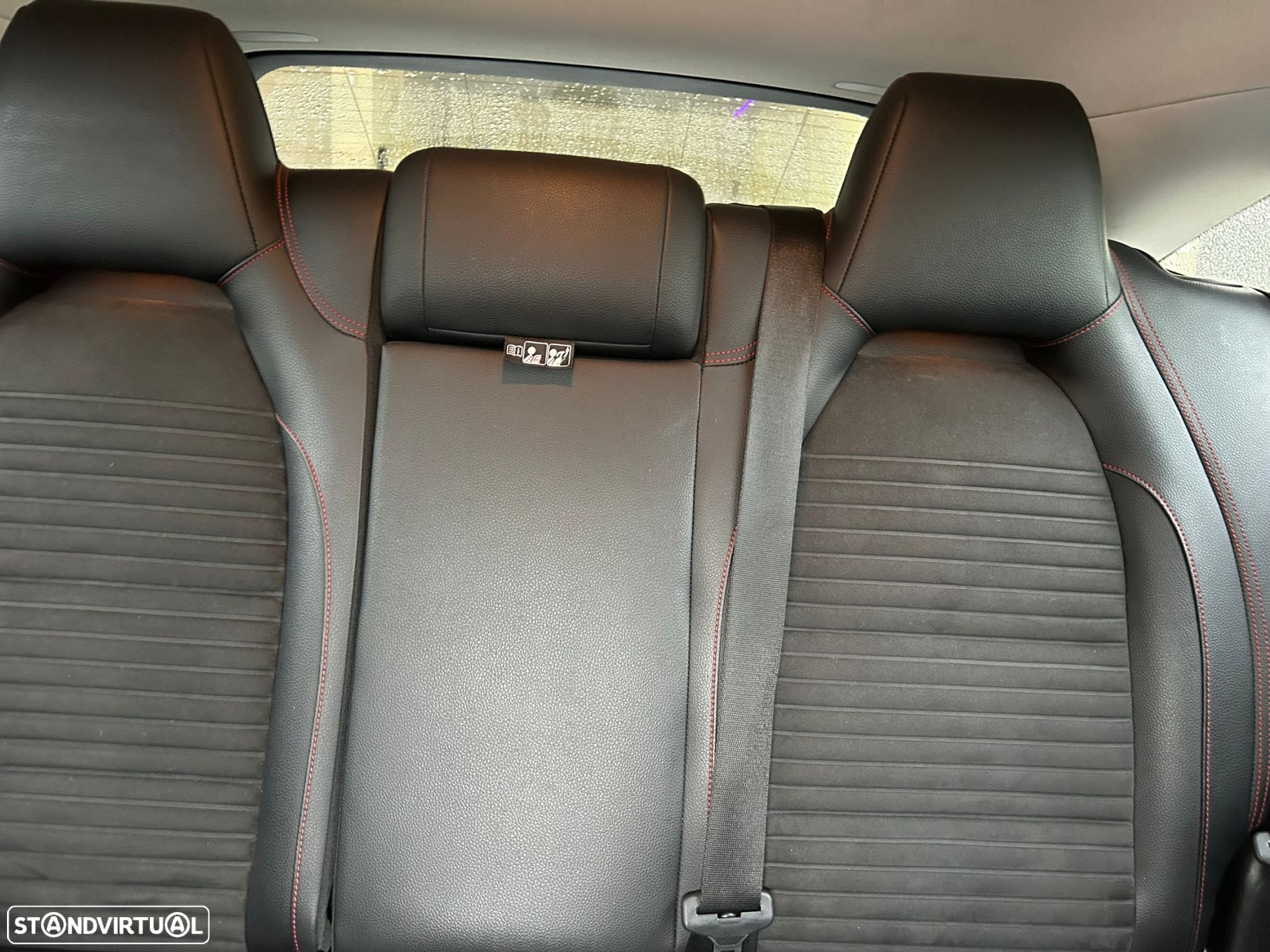 Mercedes-Benz CLA 180 Shooting Brake d AMG Line - 24