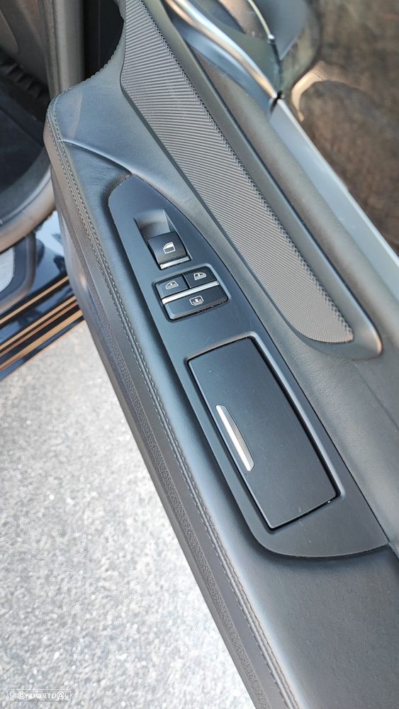 BMW 740 d Pack M - 11