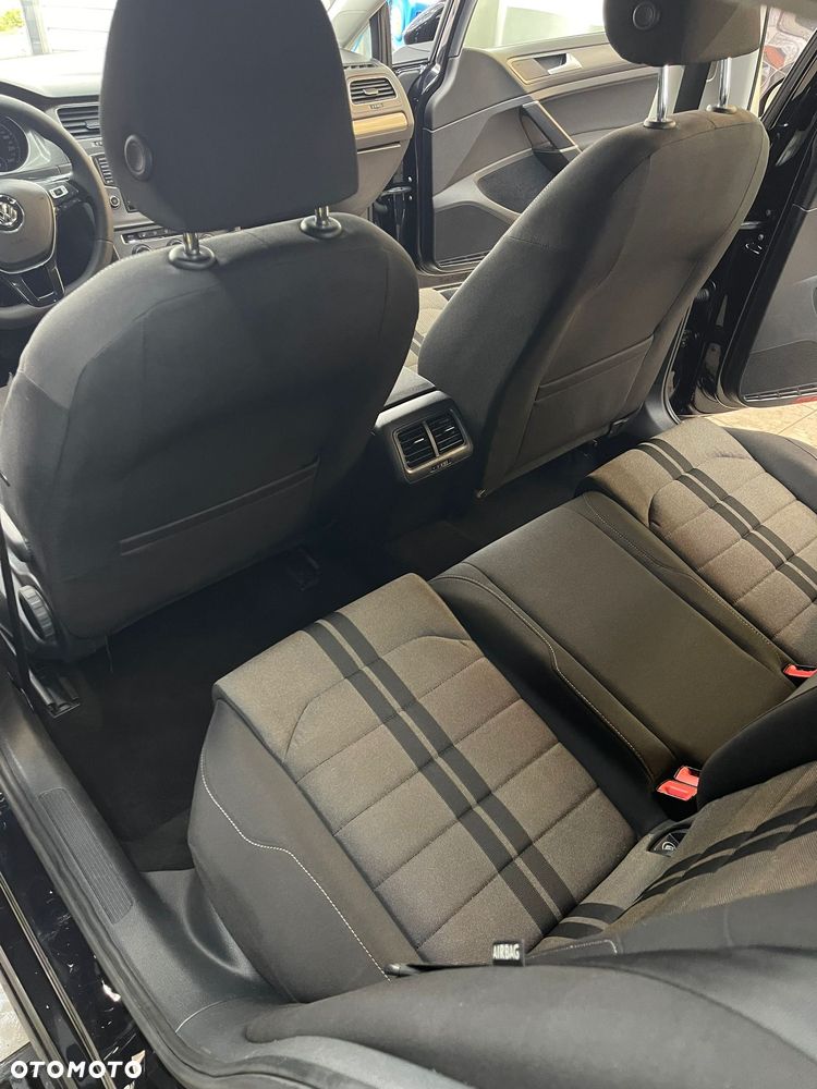Volkswagen Golf 1.2 TSI BlueMotion Technology MATCH - 23